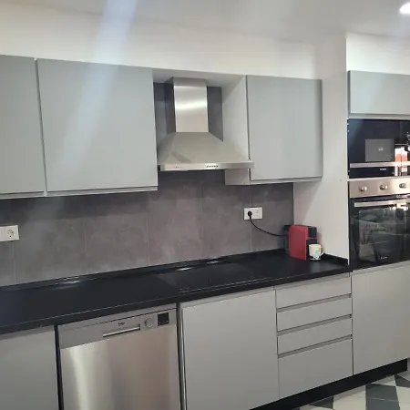 Apt-236